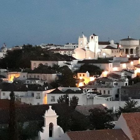 Aparte Wohnung Mit Sudterrasse Am Park Tavira Bagian luar foto